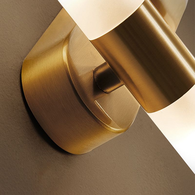 Aerisvold | Moderne Cilindrische Acryl en Metalen Wandlamp
