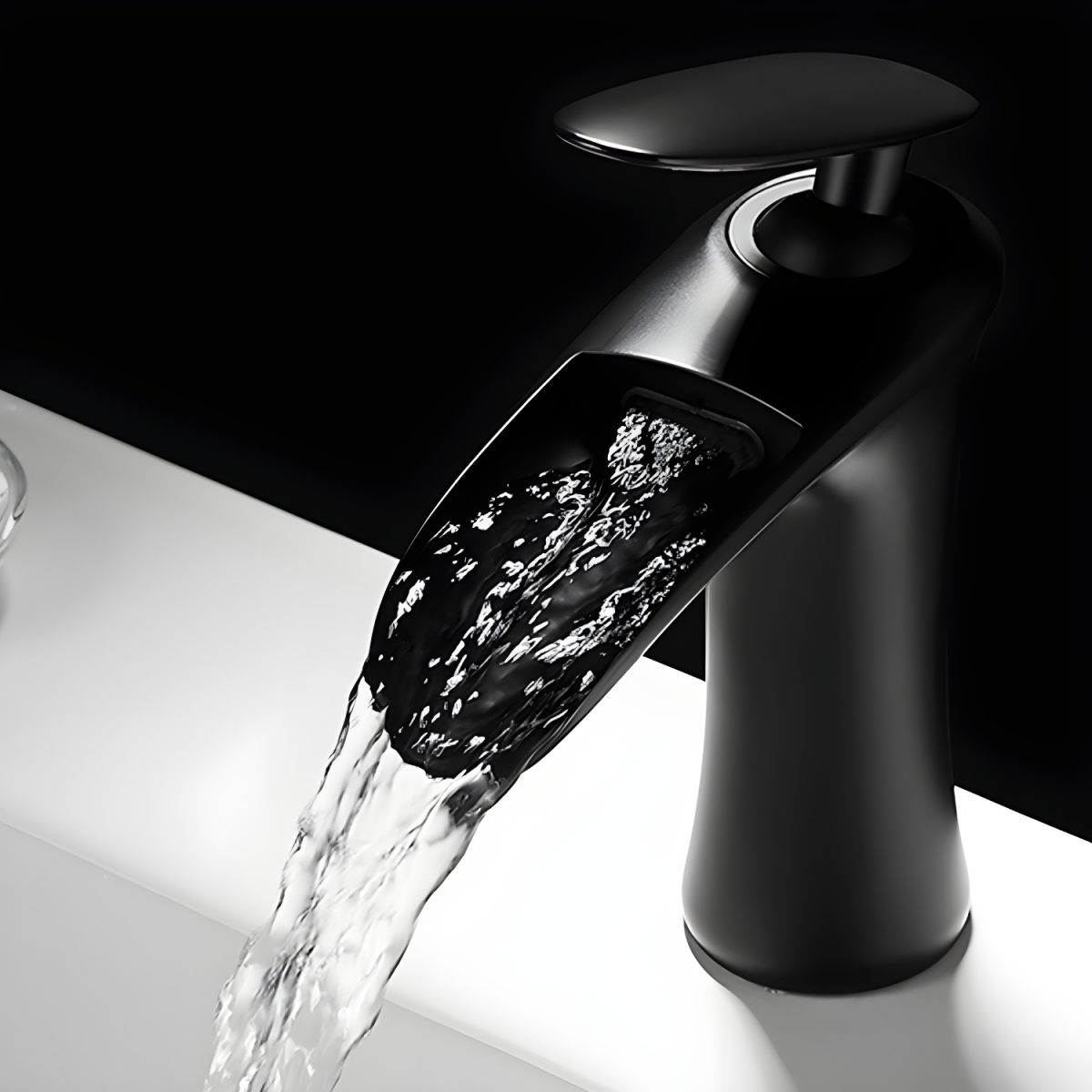 Fjordiec | Moderne Lage Boog Enkelhandige Watervaluitloop Badkraan