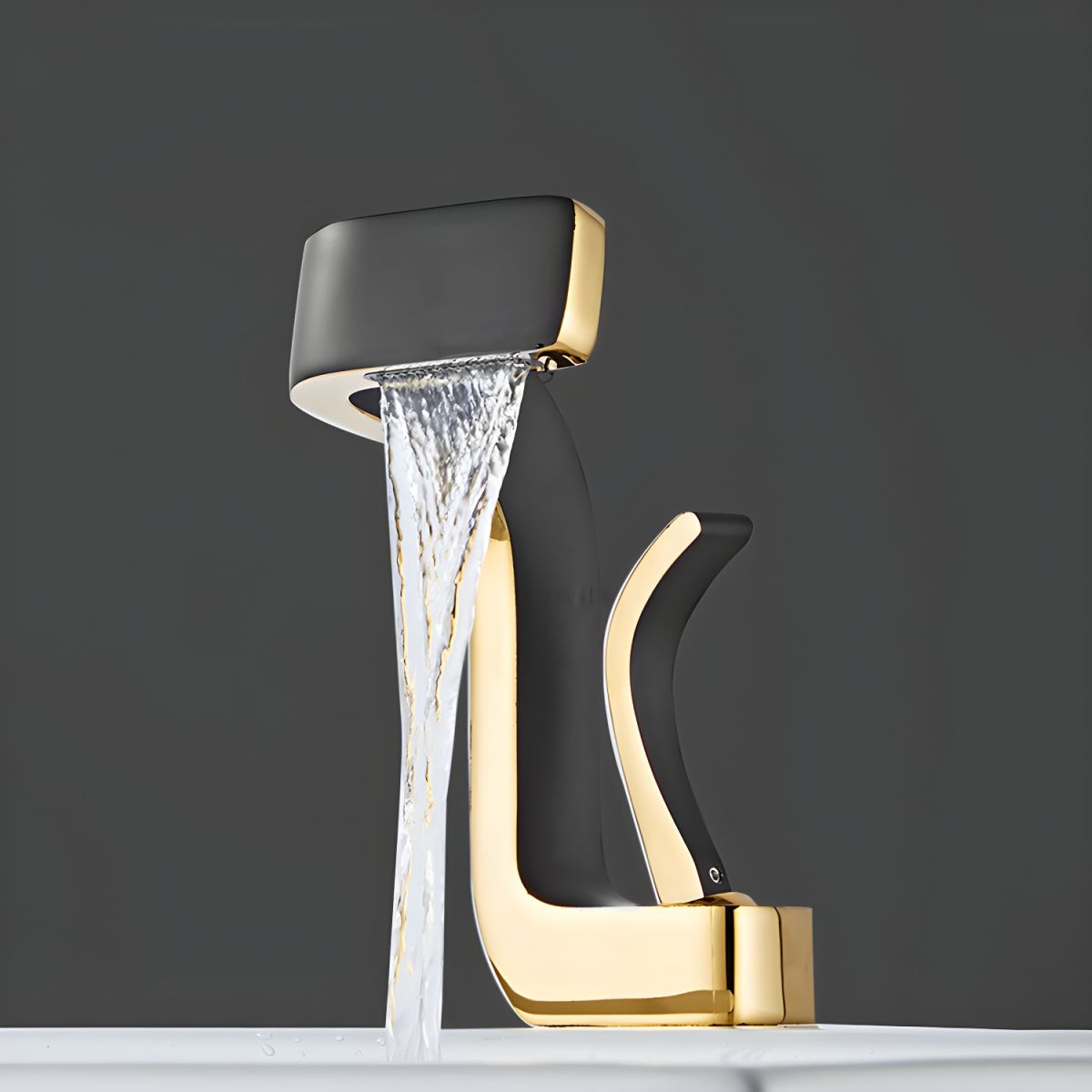 Lythrac | Moderne Hoekige Profiel Waterval Badkamer Wastafelkraan
