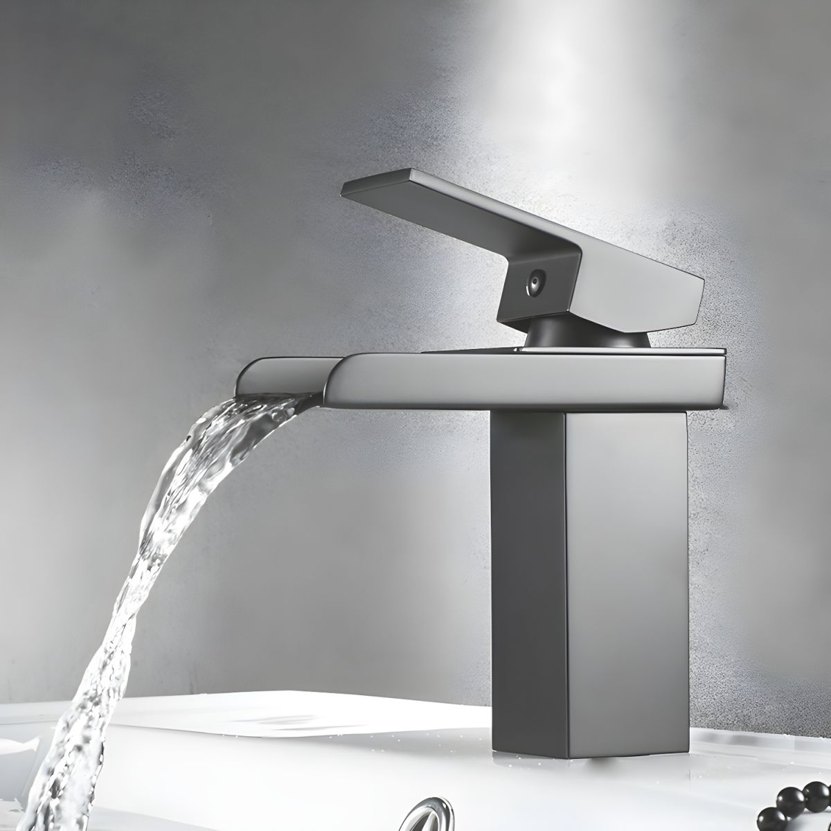 Kestruve | Moderne Kolom Watervaluitloop Badkamerkraan