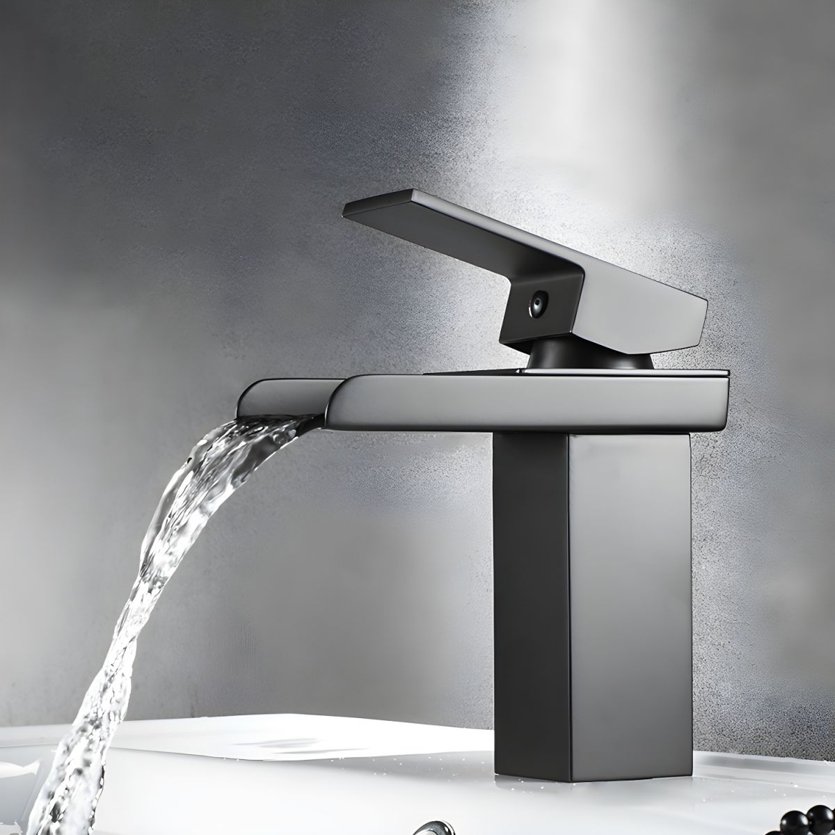 Kestruve | Moderne Kolom Watervaluitloop Badkamerkraan