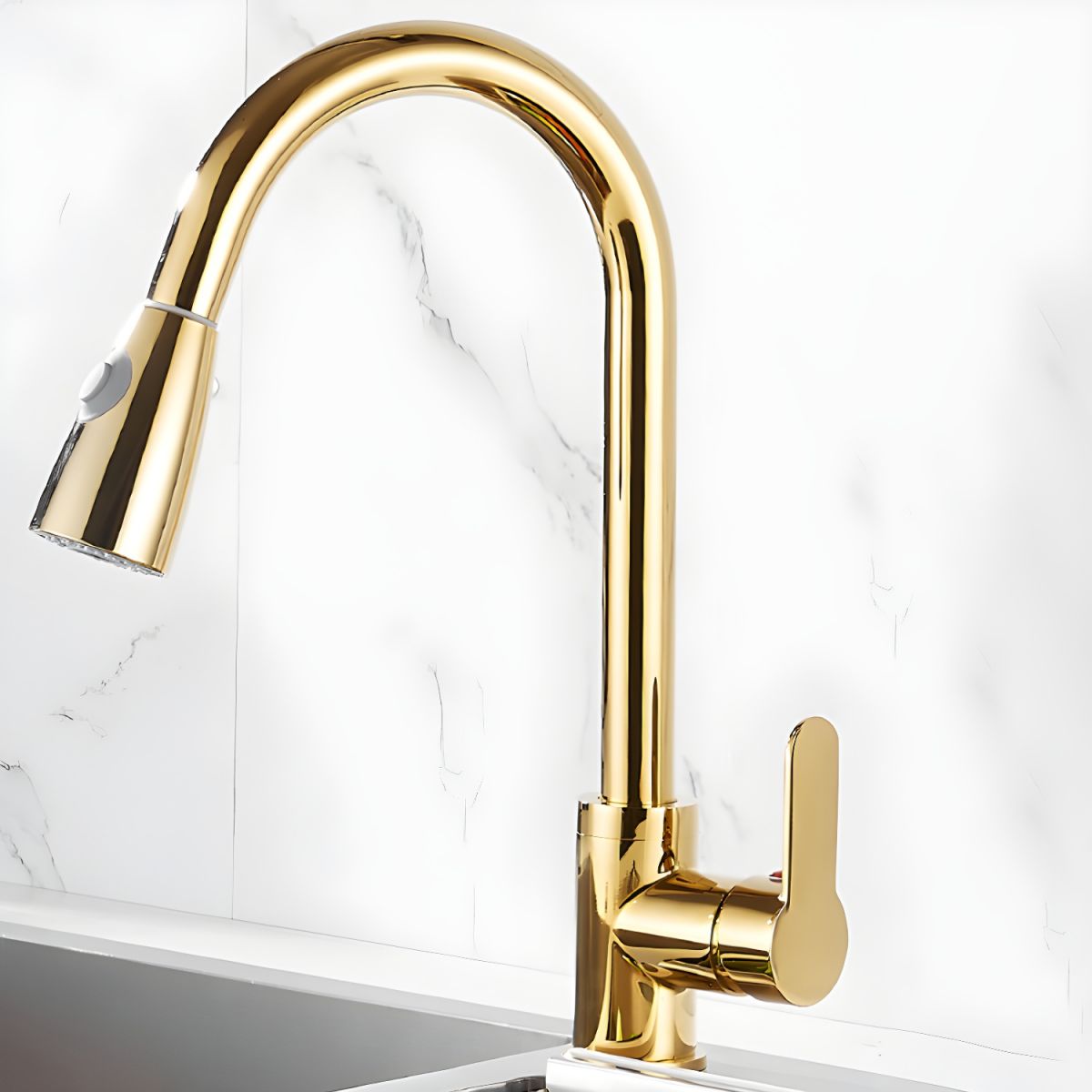 Kaldur | Luxe Geborsteld Goud Hoge Boog Draaiende Kraan Keuken Mengkraan