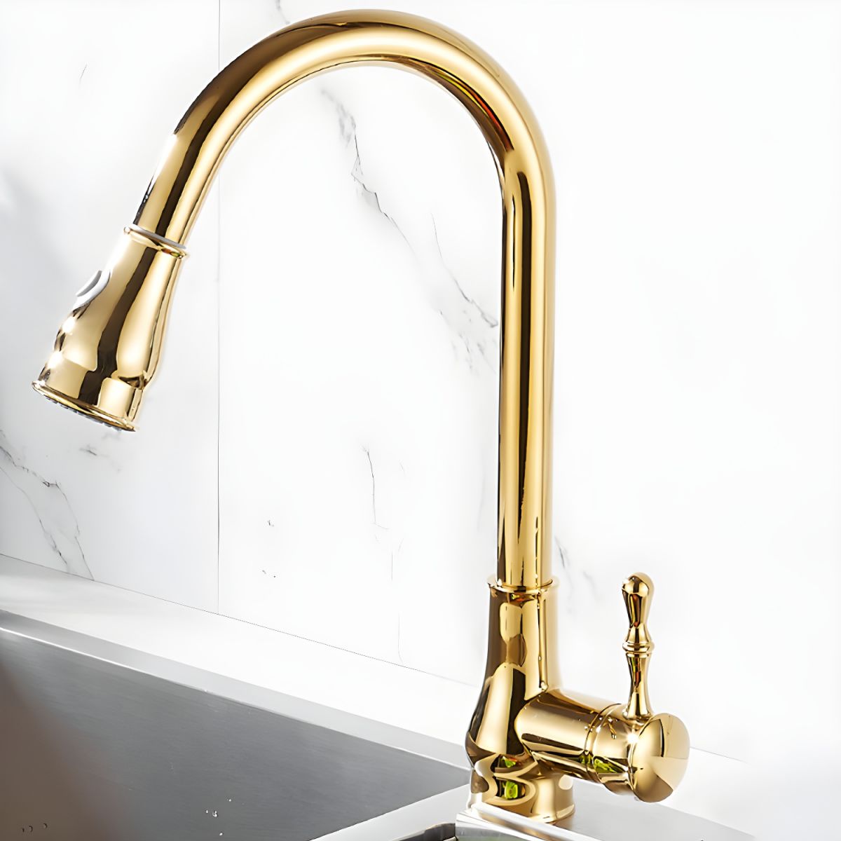 Kaldur | Luxe Geborsteld Goud Hoge Boog Draaiende Kraan Keuken Mengkraan
