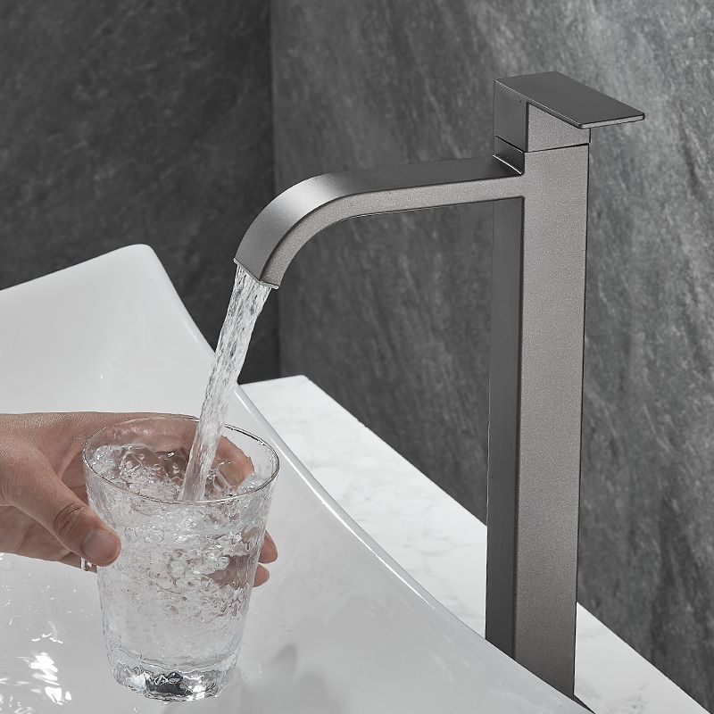 Lyskalla | Moderne Gebogen Watervaluitloop Badkamerkraan