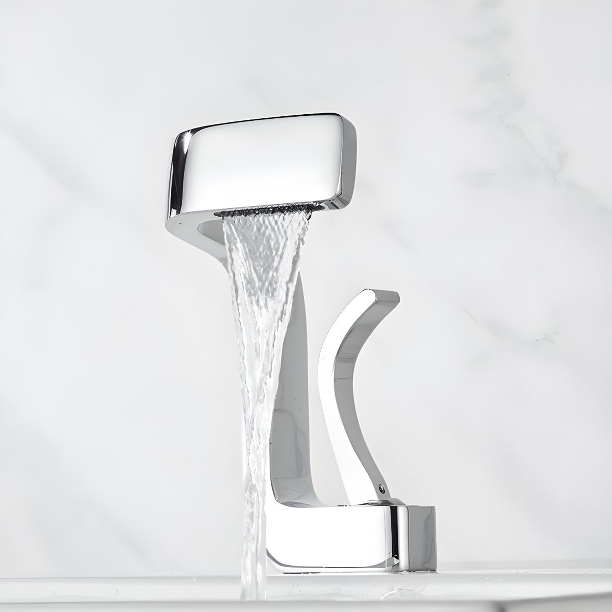 Lythrac | Moderne Hoekige Profiel Waterval Badkamer Wastafelkraan