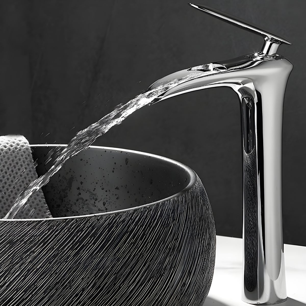 Fjordiec | Moderne Lage Boog Enkelhandige Watervaluitloop Badkraan