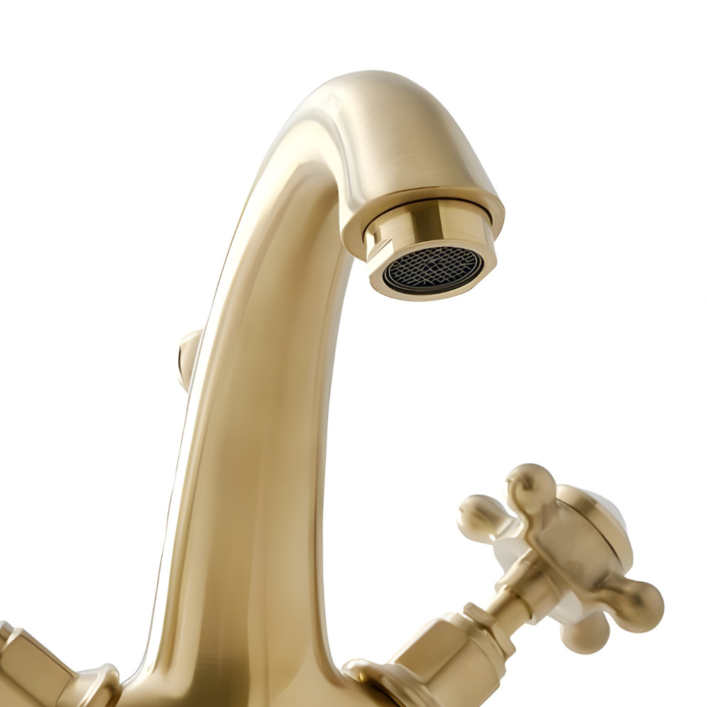 Noble | Traditionele Badkamerkraan Met Kruisgrepen