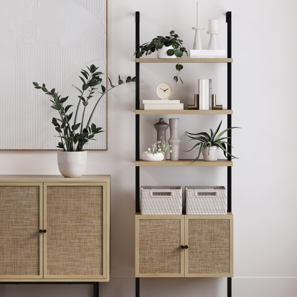 Zenith | Moderne Ladder Boekenkast en Rieten Deur Opbergkast met Houten Planken
