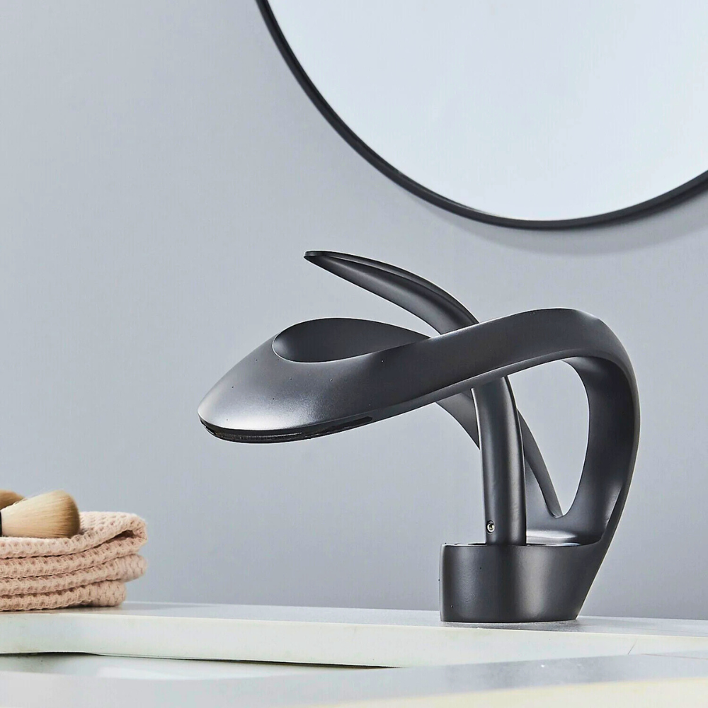 Elara | Artistieke Badkamer Wastafelmengkraan met Enkele Hendel