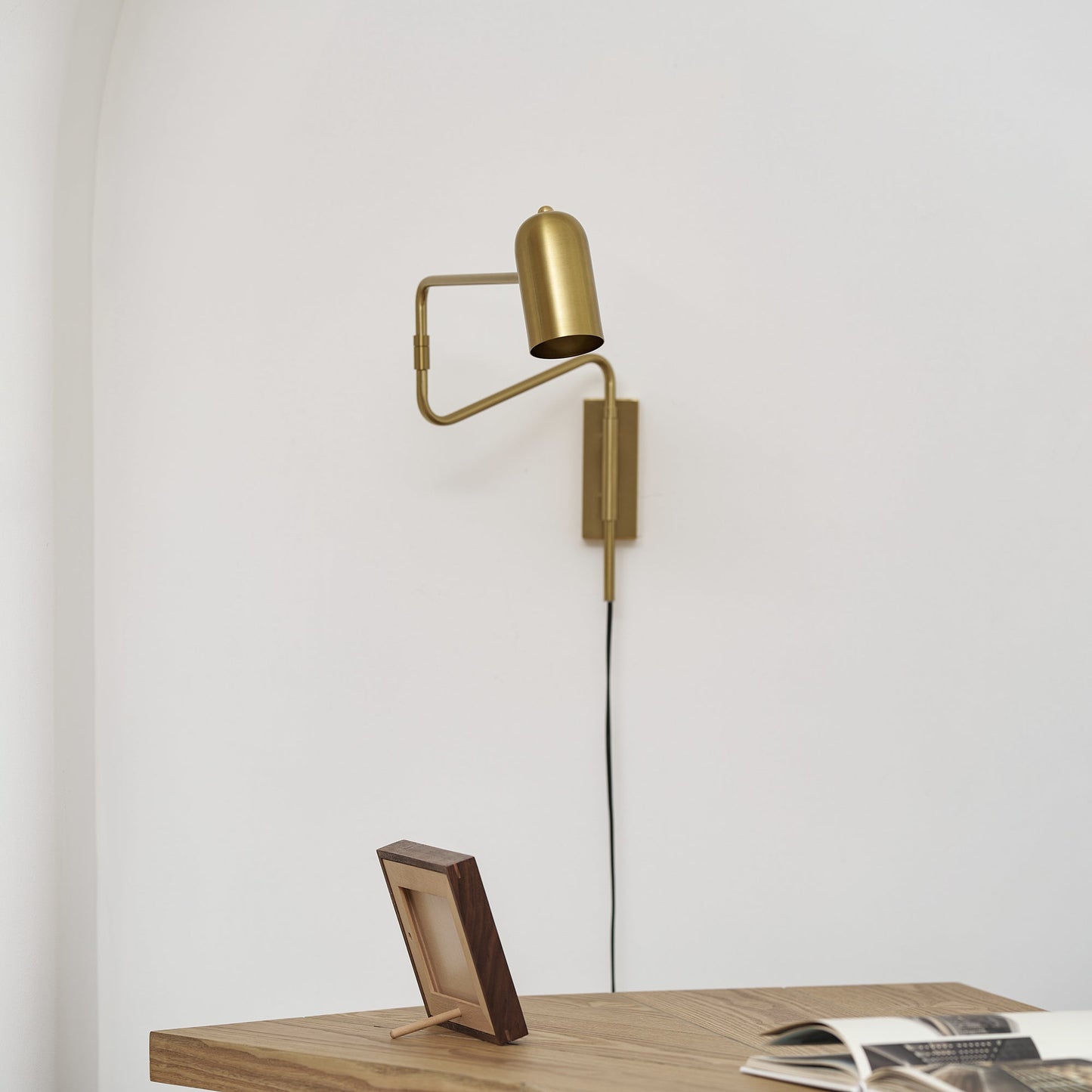 Kelsigore | Minimalistische draaibare scharnierarm geometrische functionele wandlamp