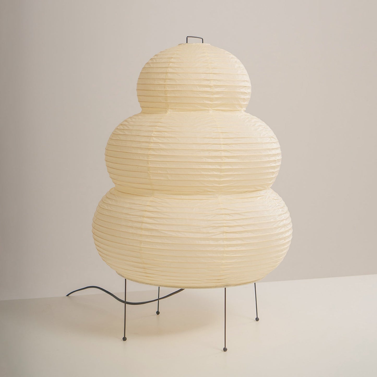 Kryntaleo | Japanse Geribbelde Bamboe Silhouet Oosterse Accent Tafellamp