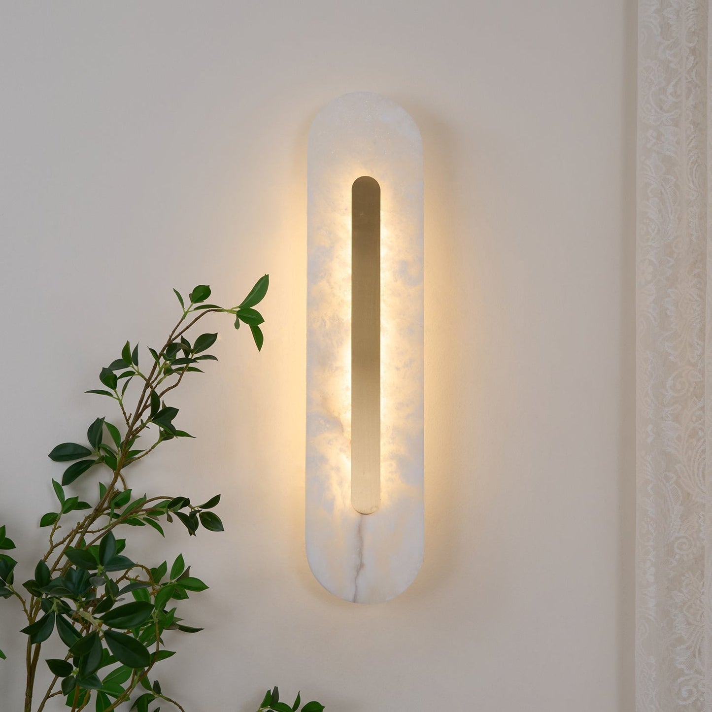 Corinthia | Albast cilindrische doorschijnende stenen wandlamp