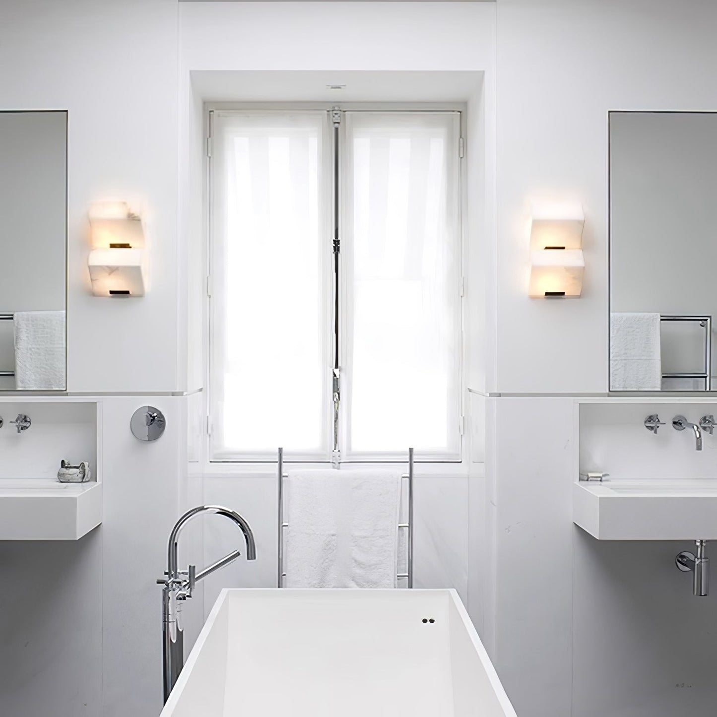 Luvidior | Architectonische Kolom Alabaster Steen Blokken Wandlamp
