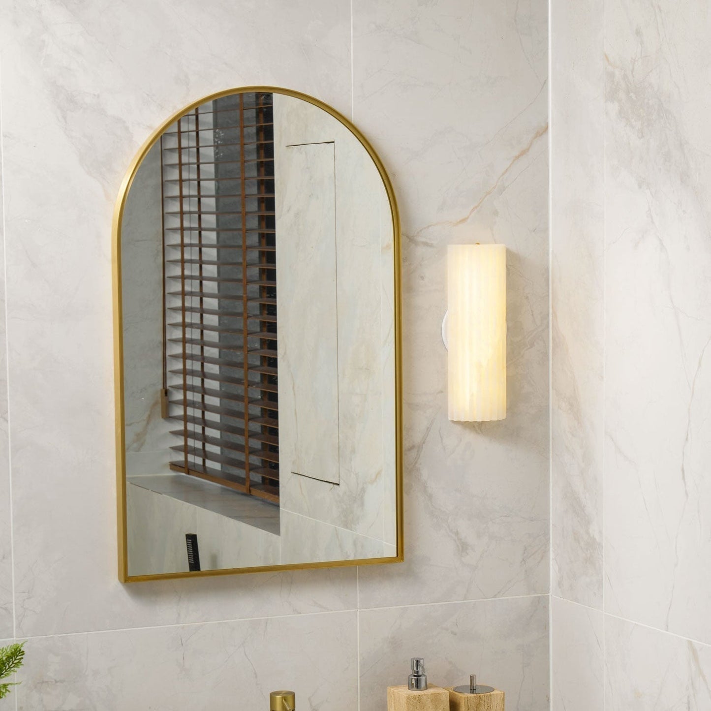 Orcari | Elegante Rechthoekige Alabaster Steen Wandlamp