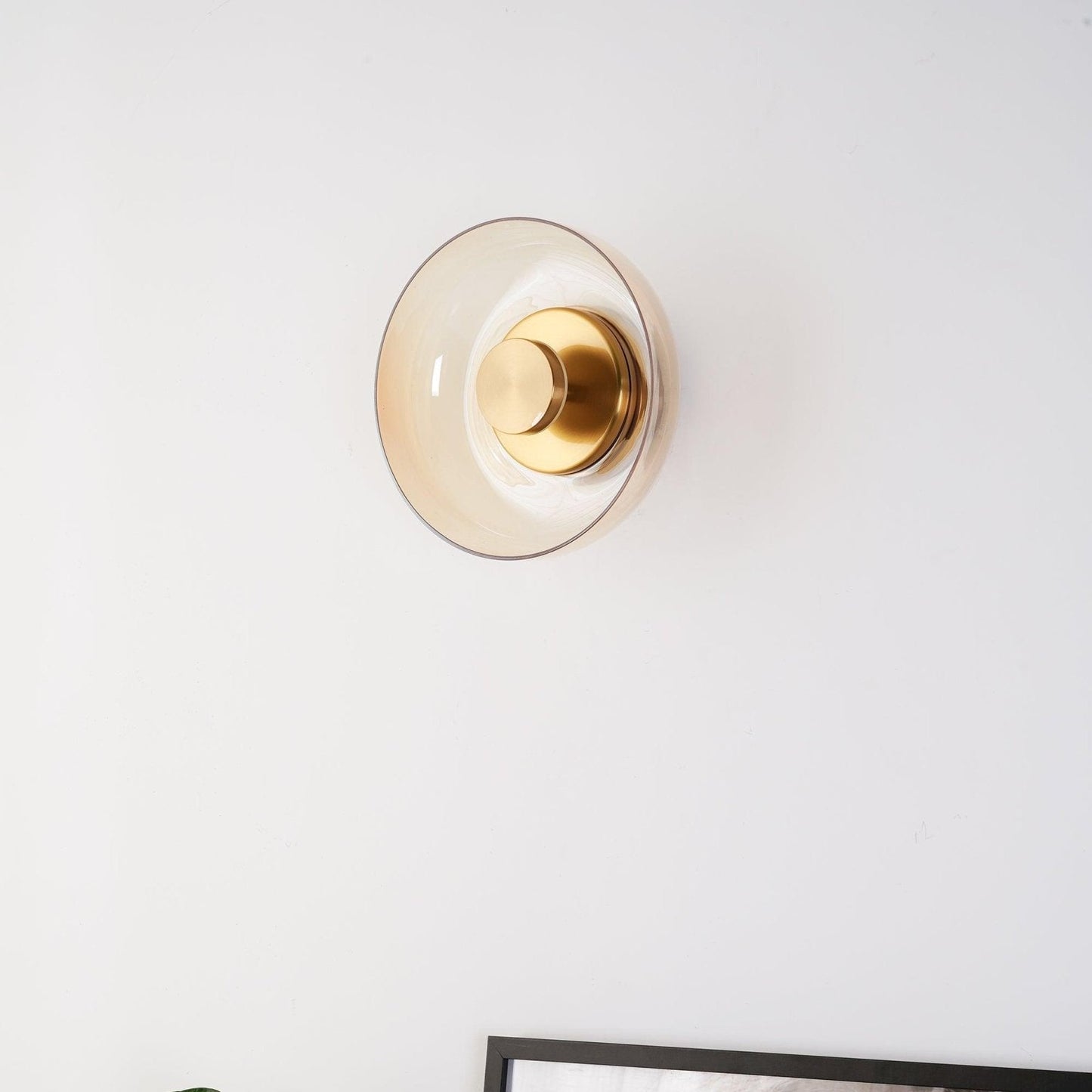 Luvia | Noordse Geribbelde Glazen Art Deco Wandlamp