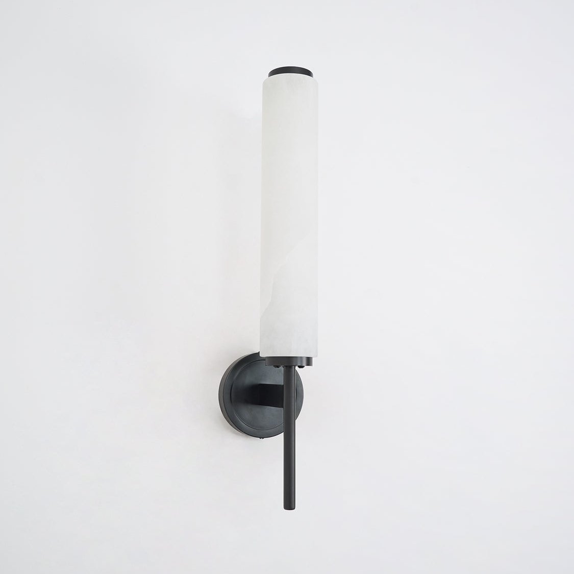 Kelsorim | Geometrische minimalistische albasten cilindrische wandlamp