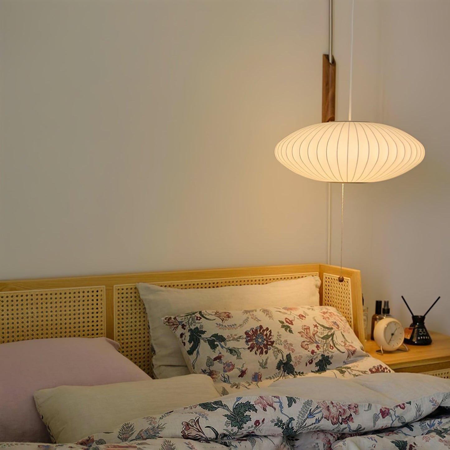 Kyntaroc | Retro Geribbelde Silhouet Zwevende Bol Wandlamp