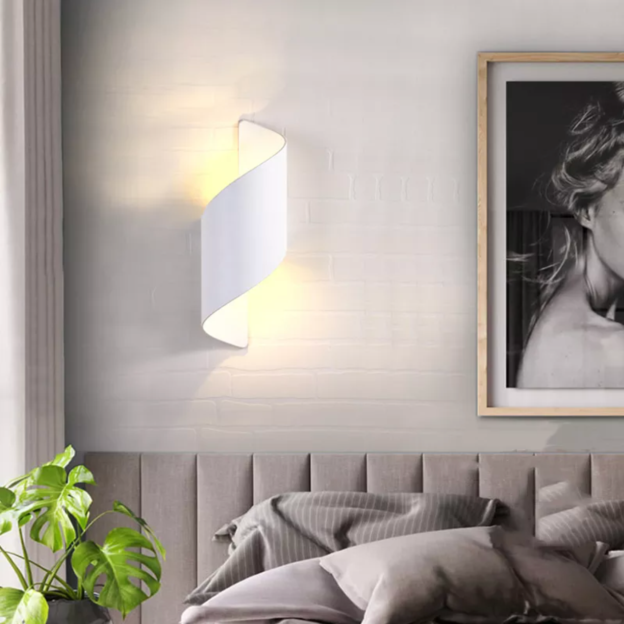 Cerythe| Gebogen Minimalistisch Metalen Design Moderne Wandlamp