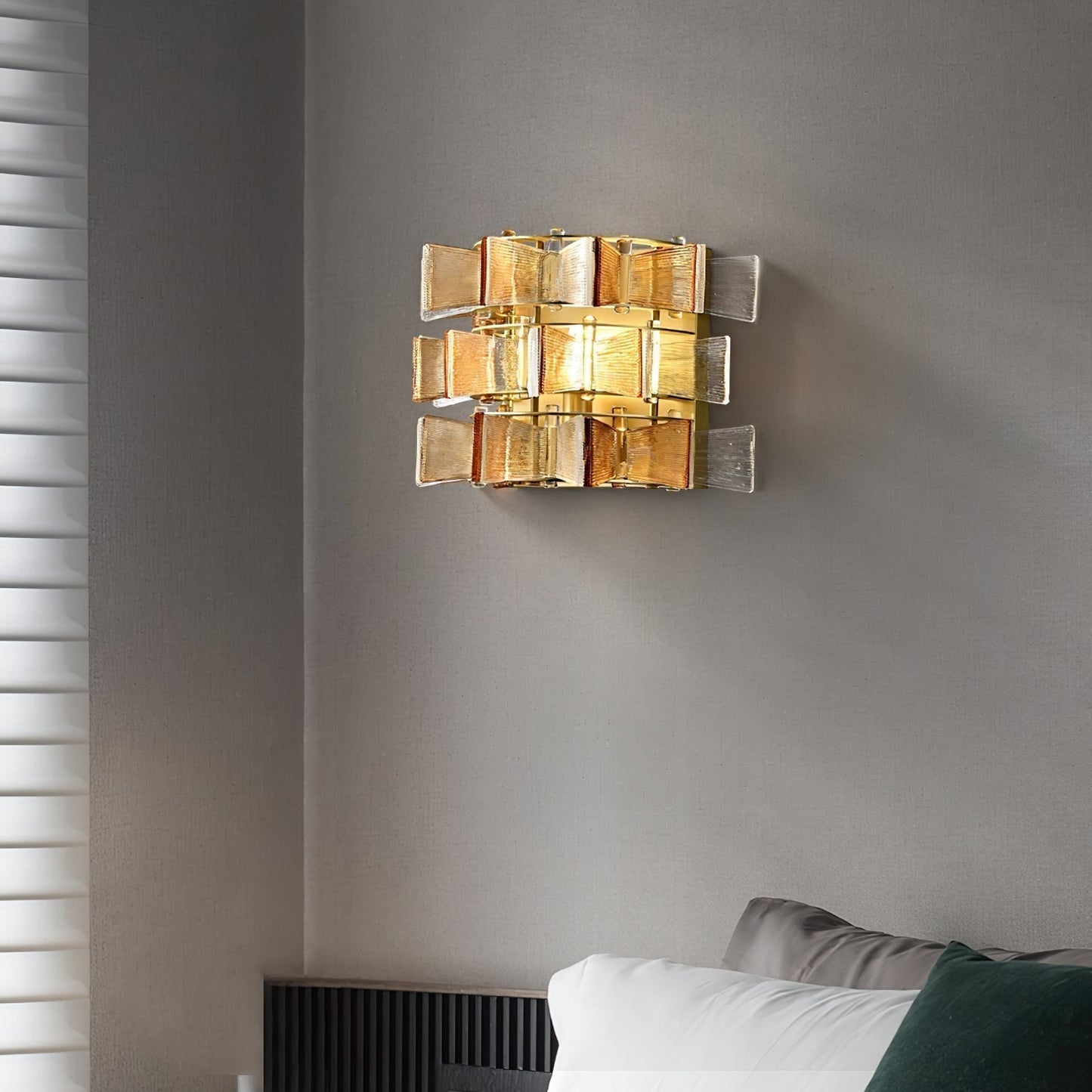 Luvidra | Lint Silhouet Geribbelde Glazen Architecturale Wandlamp