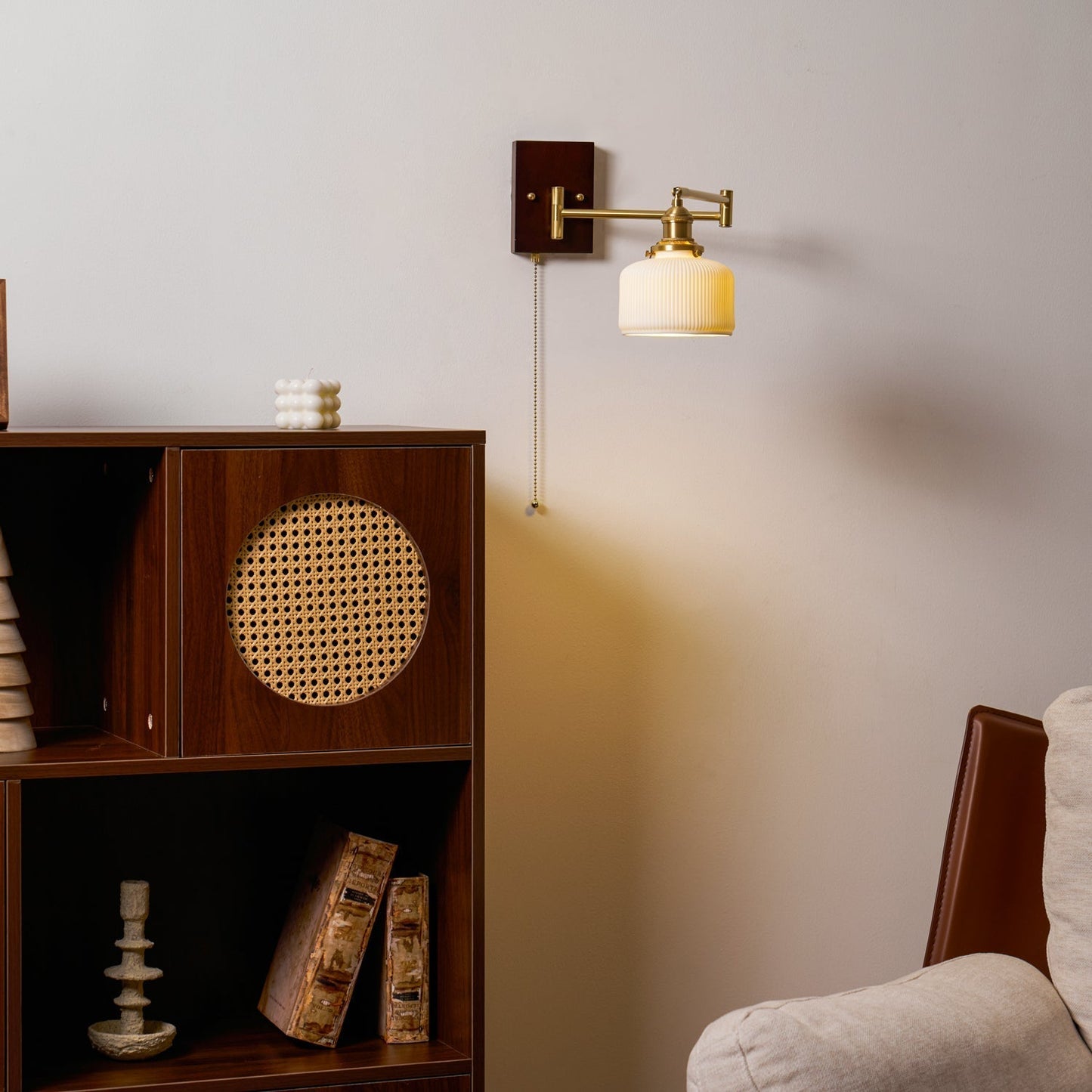 Kalythos | Moderne gesculpteerde hoekige keramische wandlamp
