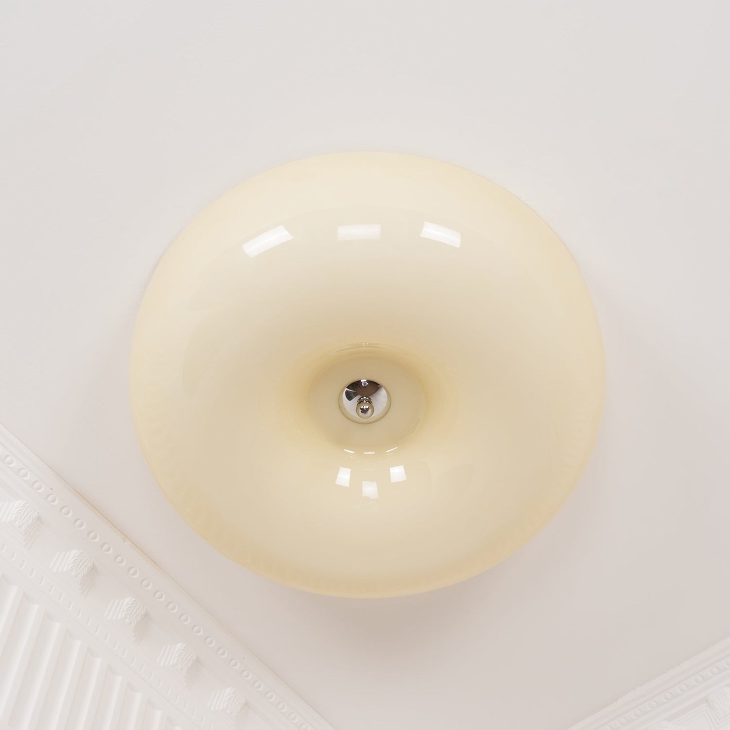 Belvonte | Ronde matglazen opbouw plafondlamp