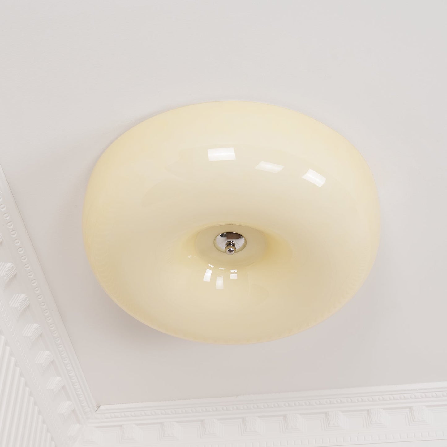 Belvonte | Ronde matglazen opbouw plafondlamp