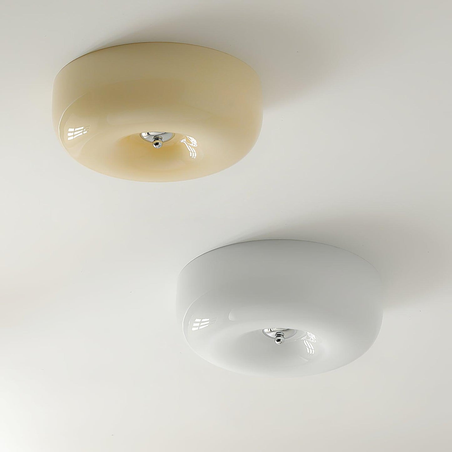 Belvonte | Ronde matglazen opbouw plafondlamp