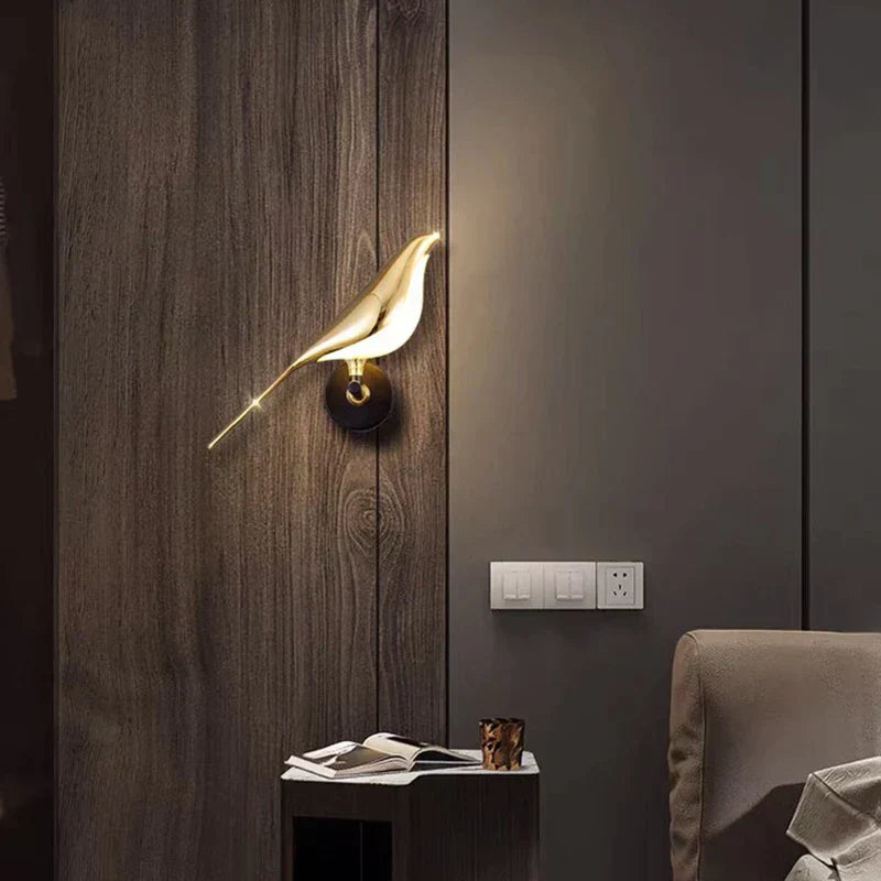 Avia | Moderne Sculpturale Vogel Silhouet Wandlamp