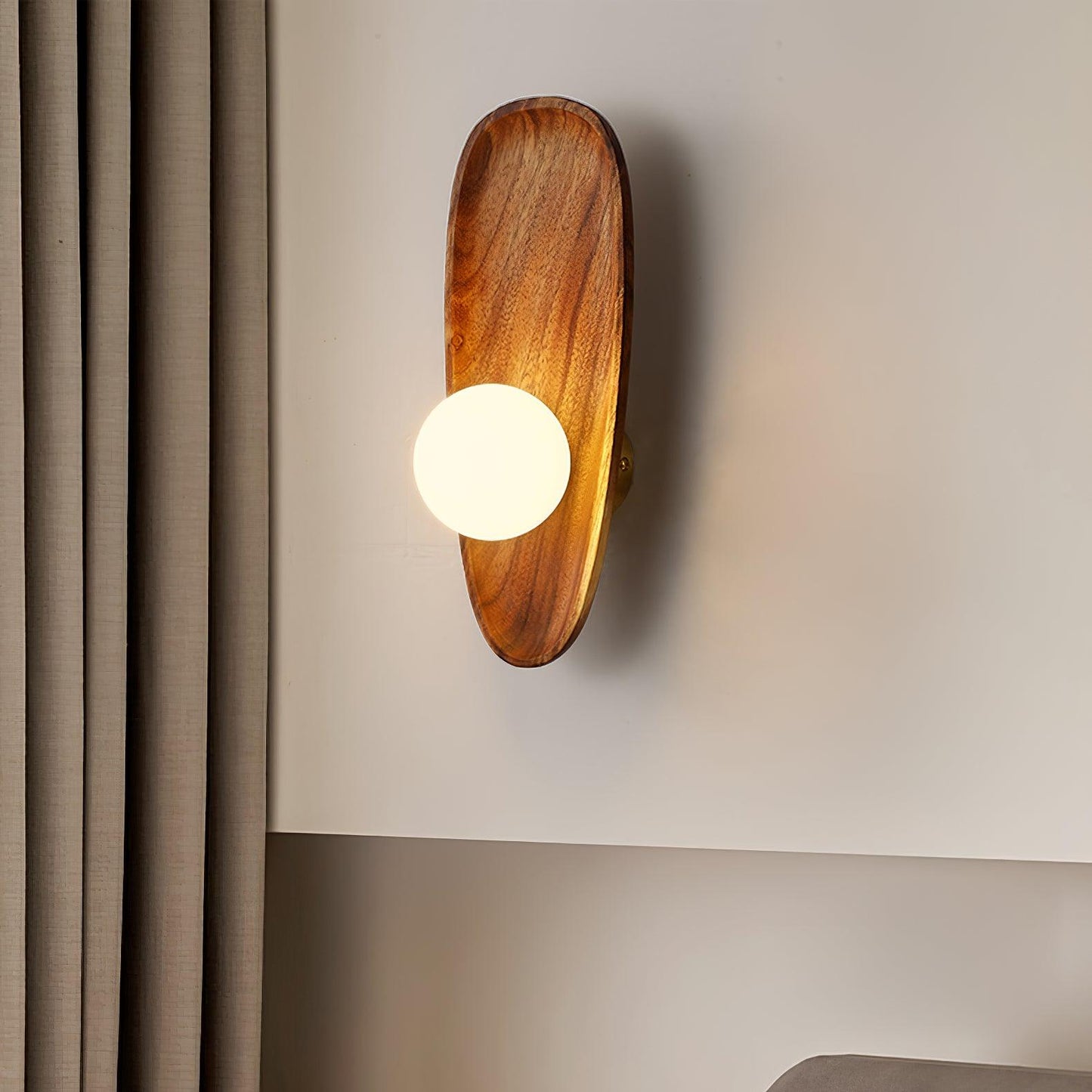 Merivane | Organische textuur glazen houten wandlamp