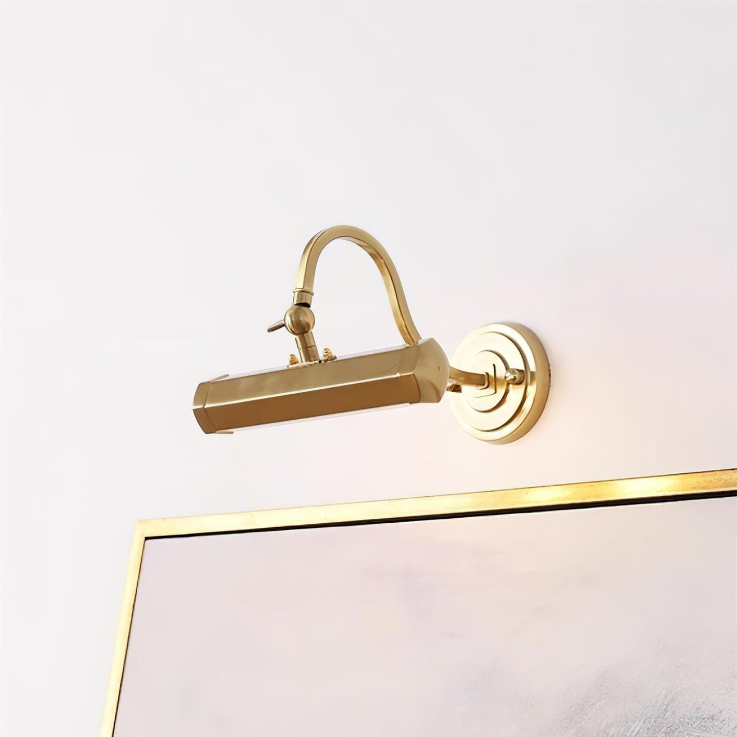 Aerisue | Luxe Sculpturale Geometrische Frame Accent Wandlamp