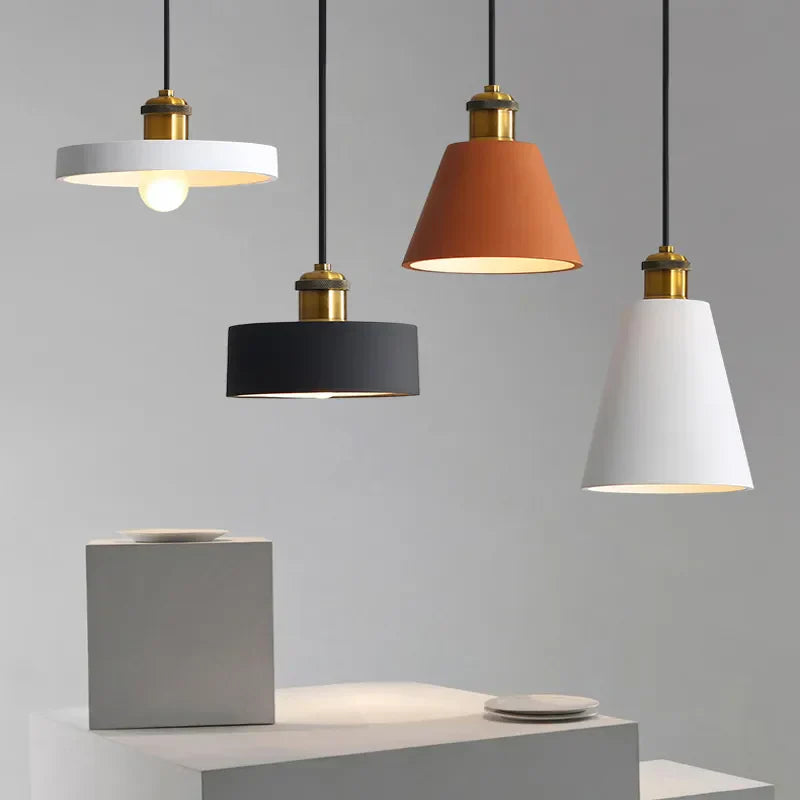 Kelythrom | Moderne Grafische Koepelvormige Silhouet Hanglamp