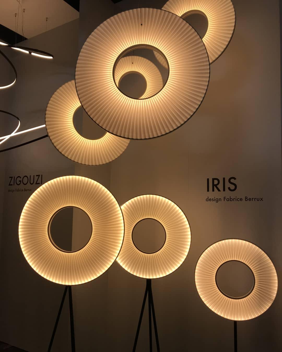 Elvandar | Geplooide Stof Architectonische Drijvende Hanglamp