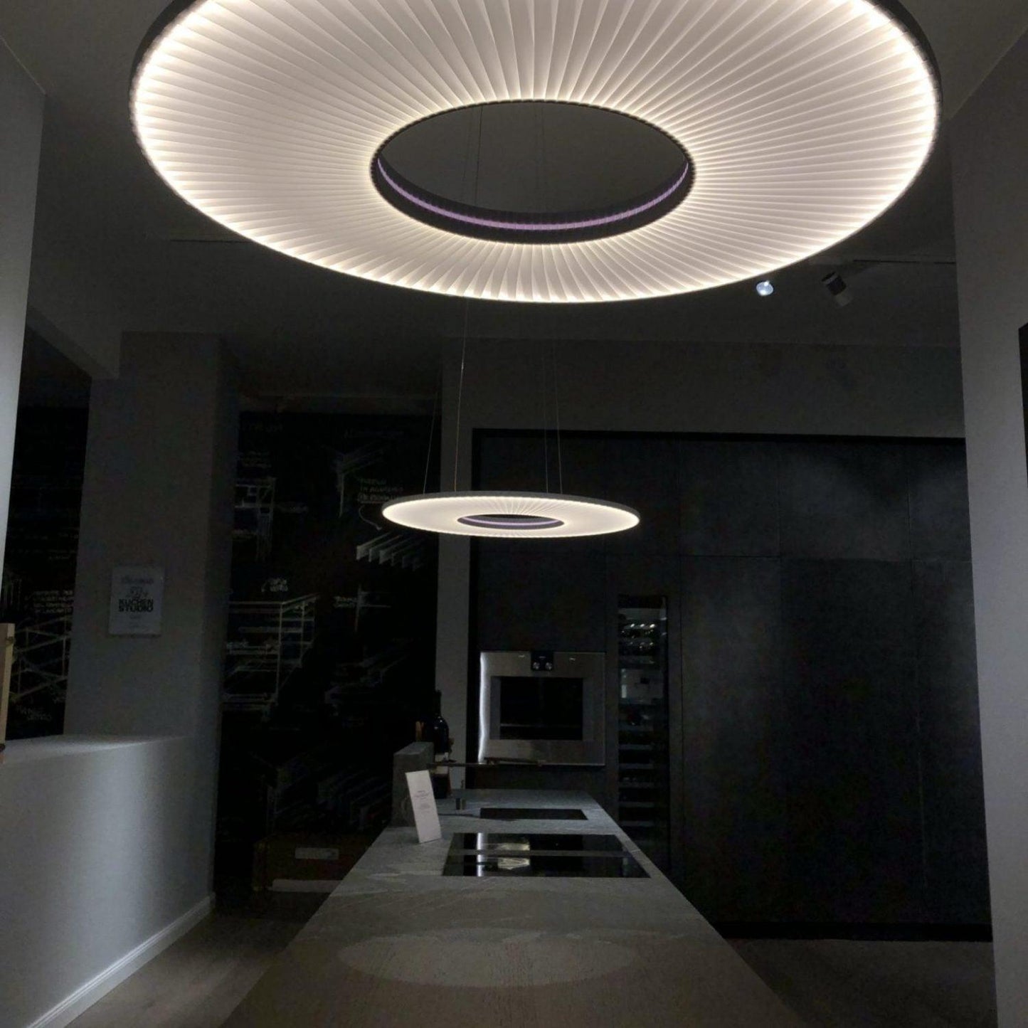 Elvandar | Geplooide Stof Architectonische Drijvende Hanglamp