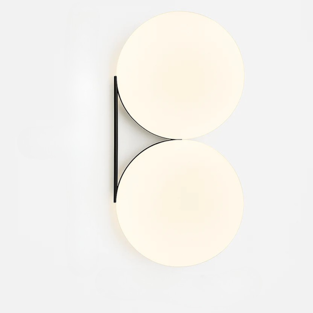 Krythium | Architectonische heldere bol artistieke wandlamp