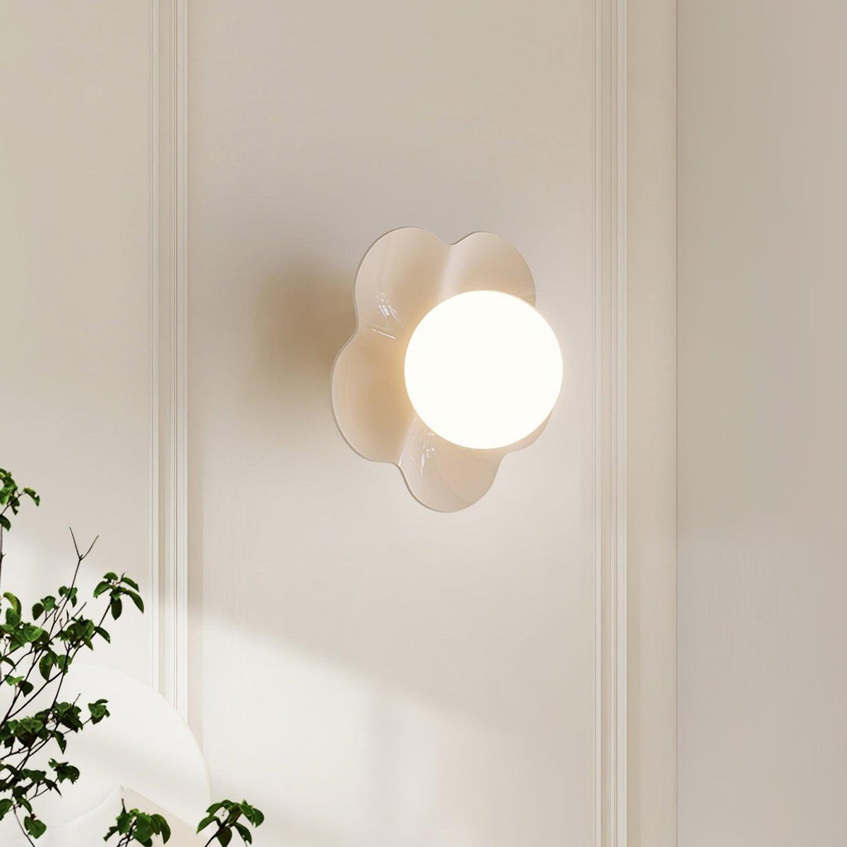 Elvorn | Speelse Hars Sculpturale Kunstglas Wandlamp