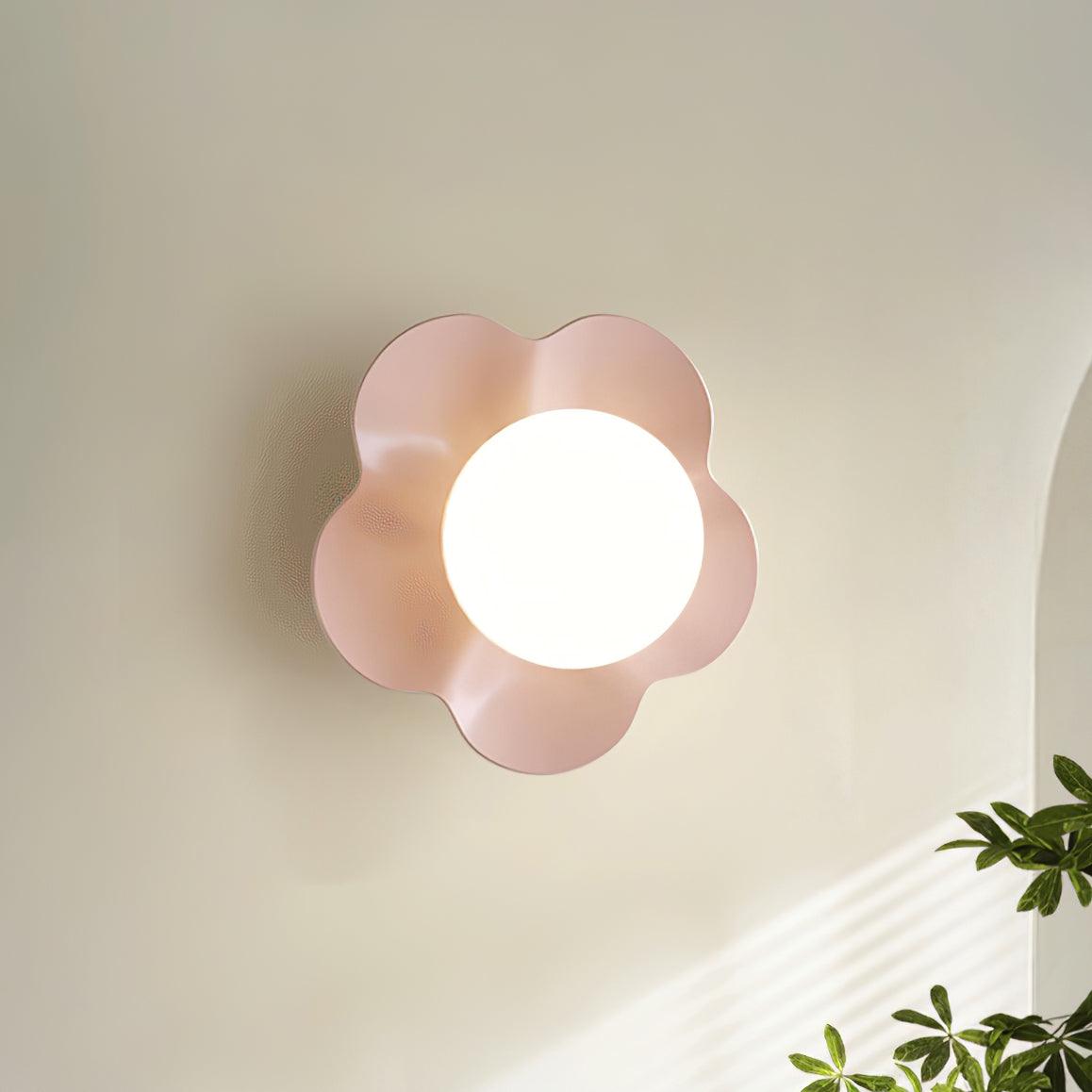 Elvorn | Speelse Hars Sculpturale Kunstglas Wandlamp