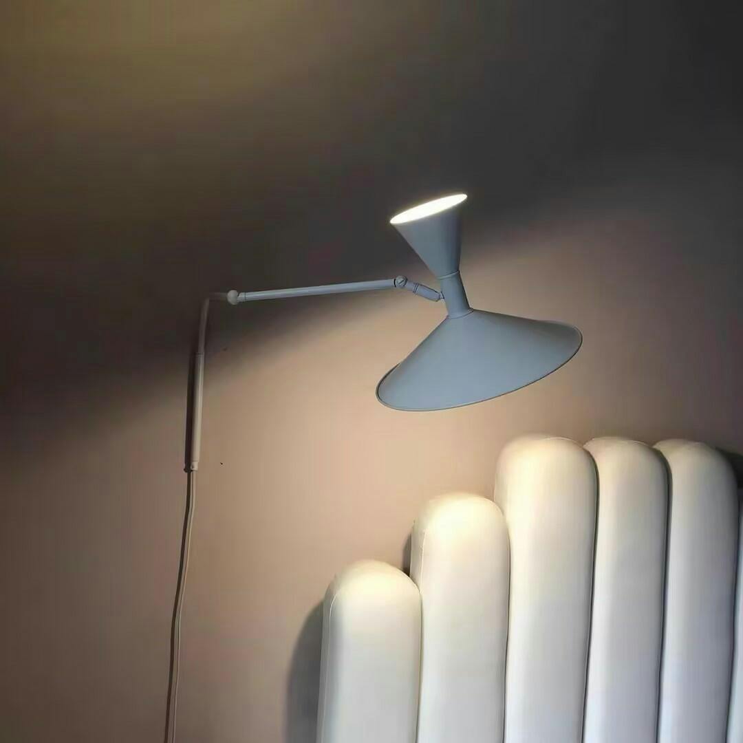 Elvinda | Sculpturale Verstelbare Aluminium Draaibare Wandlamp