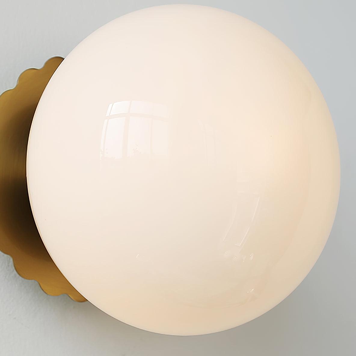 Galdromic | Sculpturale Matglazen Bol Wandlamp