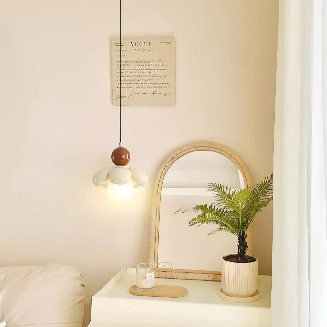 Berislys | Gesculpteerde Organische Bloem Silhouet Glazen Hanglamp