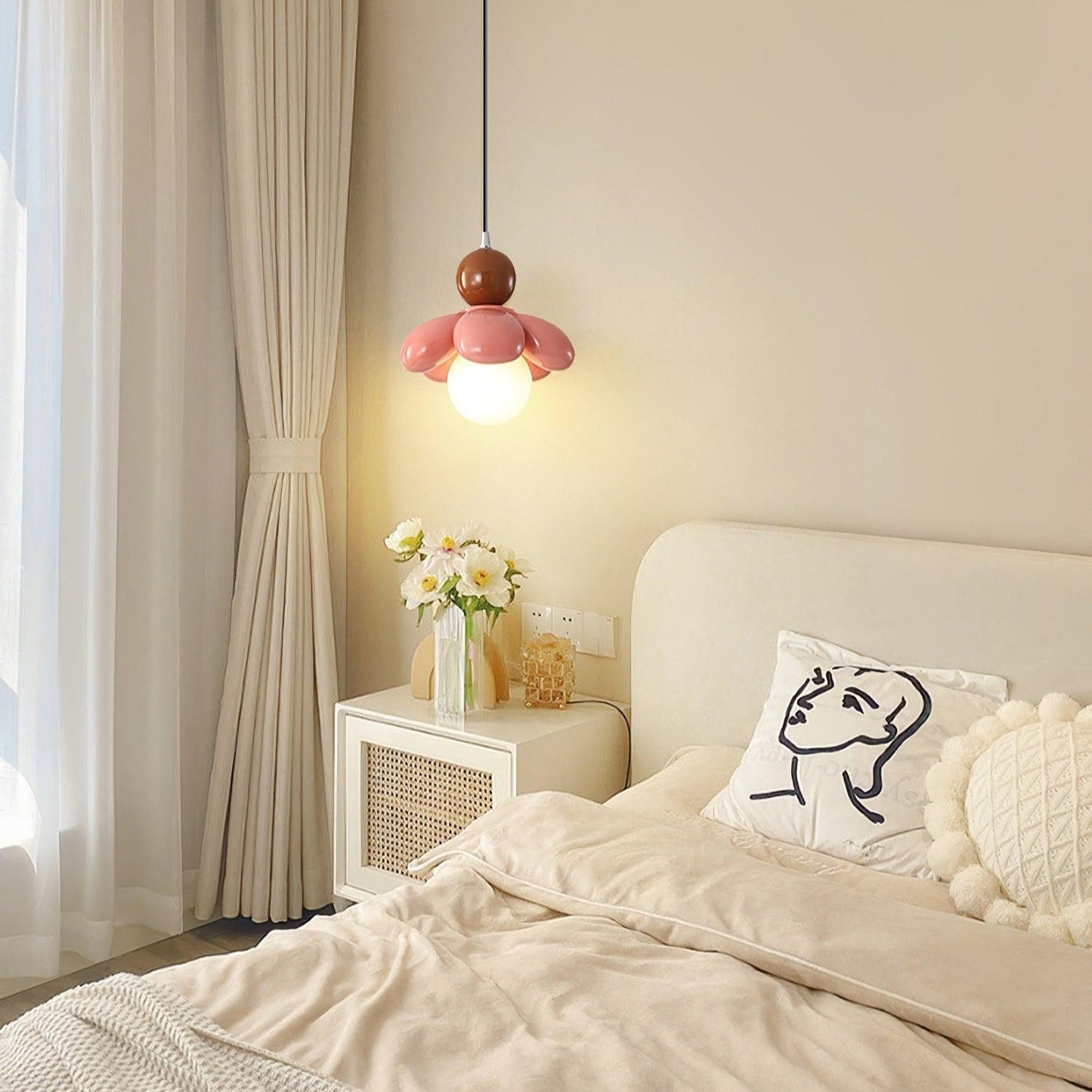 Berislys | Gesculpteerde Organische Bloem Silhouet Glazen Hanglamp