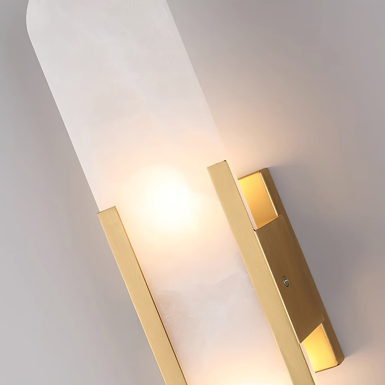 Ivalis | Moderne Verlengde Alabaster Steen Wandlamp