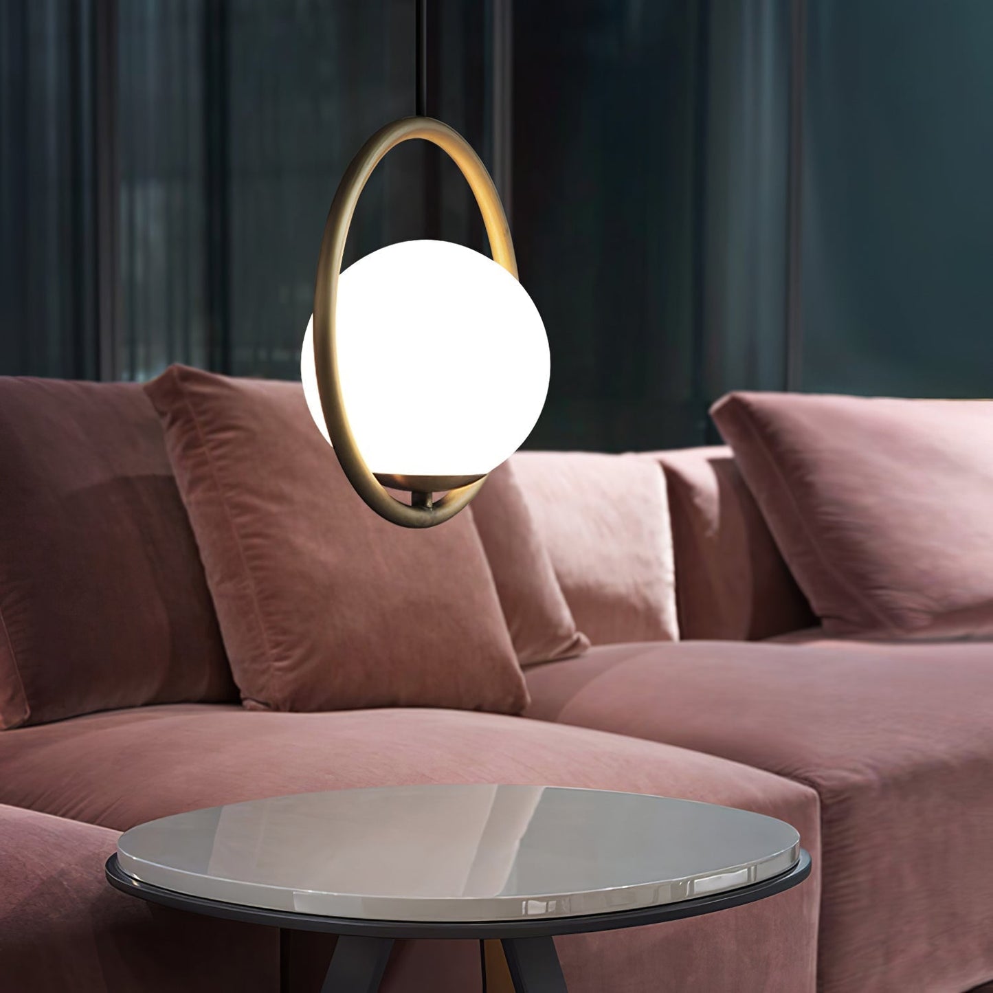 Belvadiro | Minimalistische bolvormige glazen hanglamp