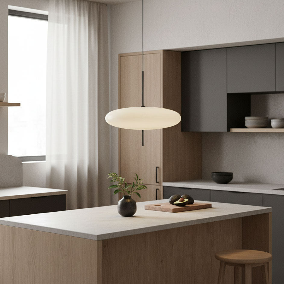 Belthorim | Opalescente Schijf Silhouet Minimalistische Hanglamp