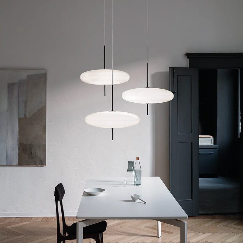 Belthorim | Opalescente Schijf Silhouet Minimalistische Hanglamp