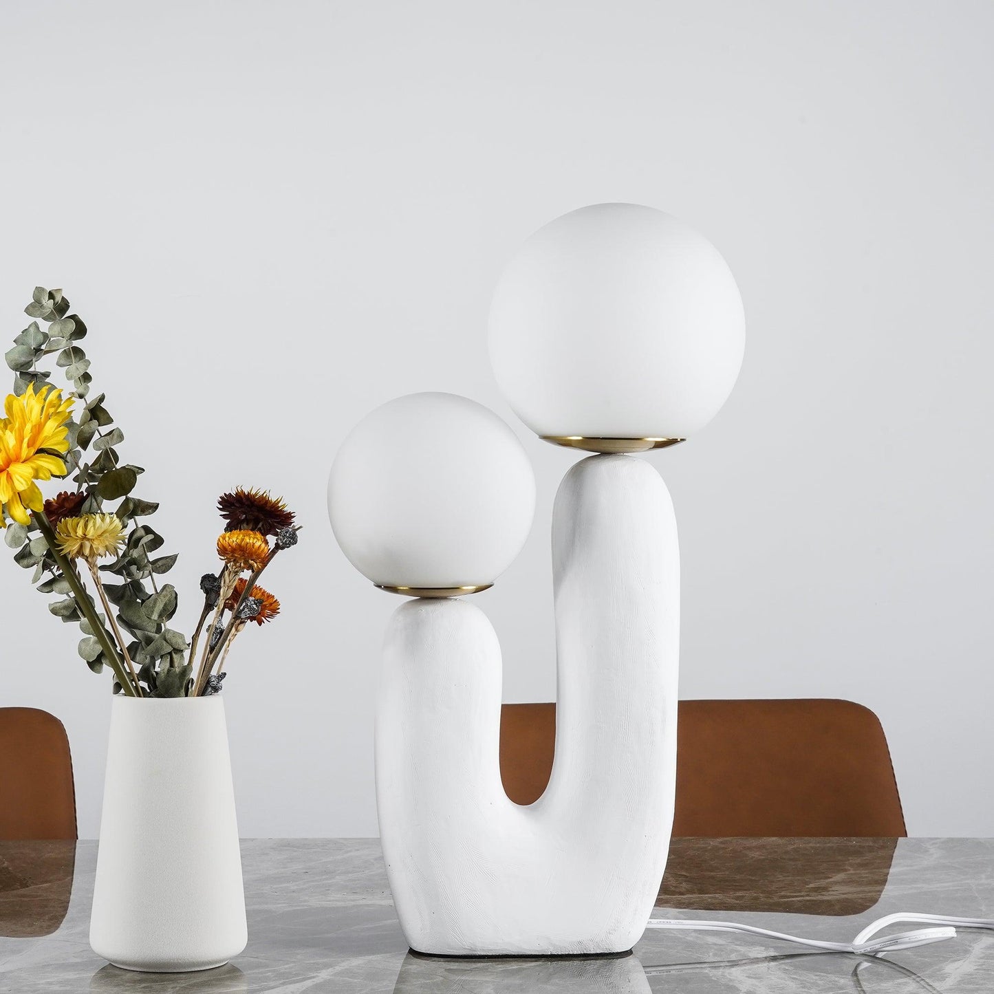 Corisande | Avant-Garde Ruwe Sculpturale Glazen Bol Tafellamp