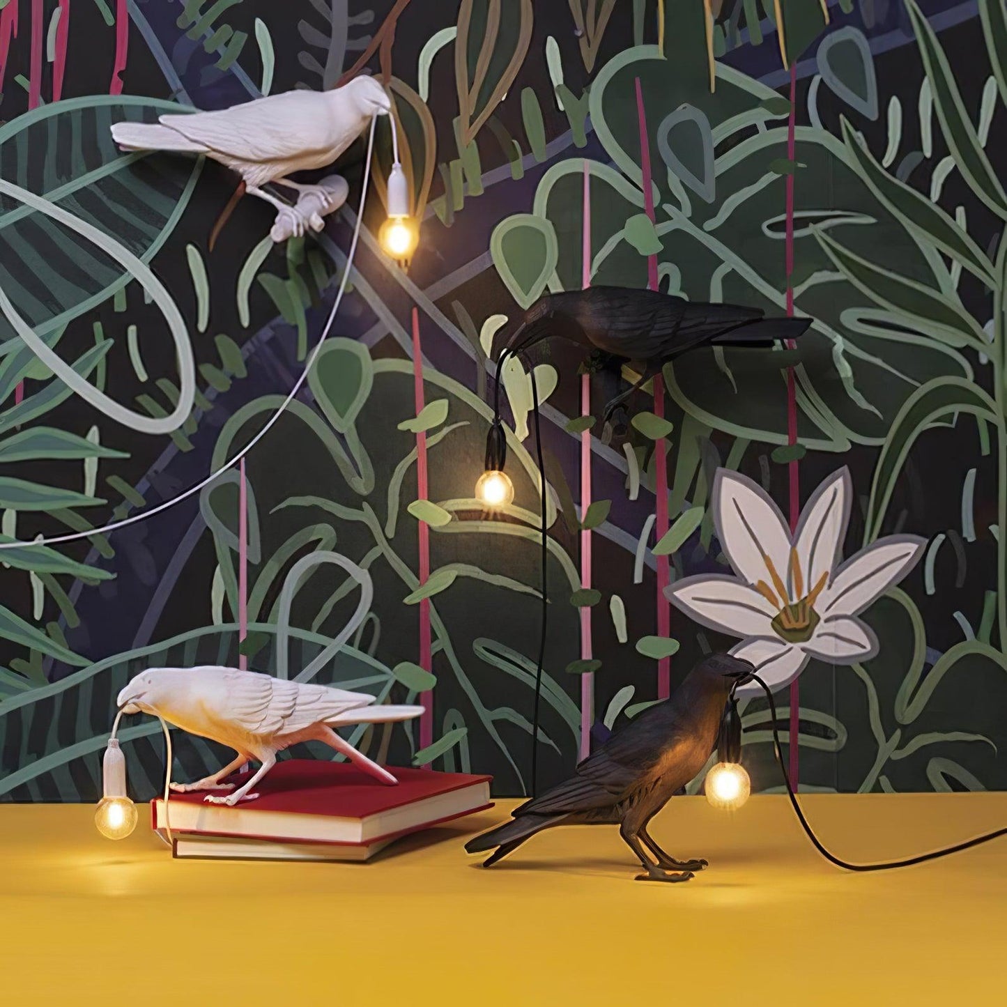 Bristhow | Gotische Sculpturale Vogel Raaf Tafellamp