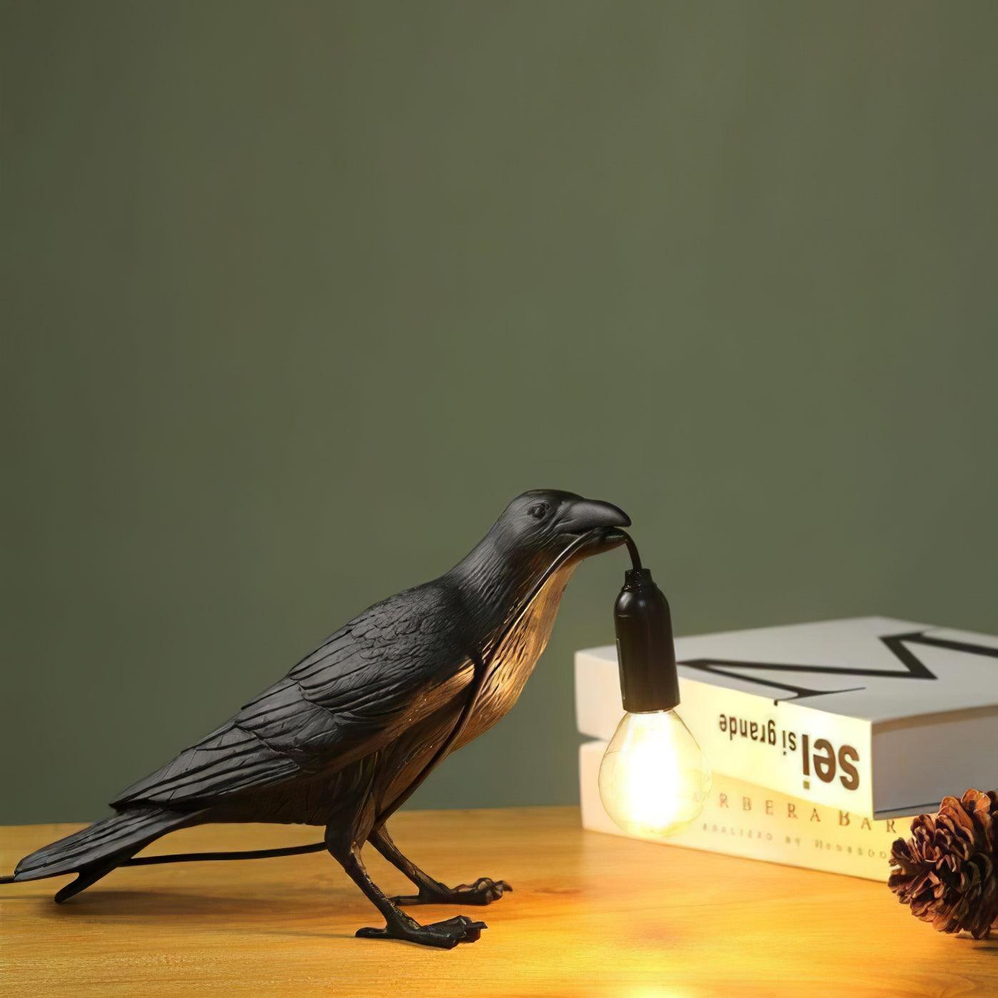 Bristhow | Gotische Sculpturale Vogel Raaf Tafellamp