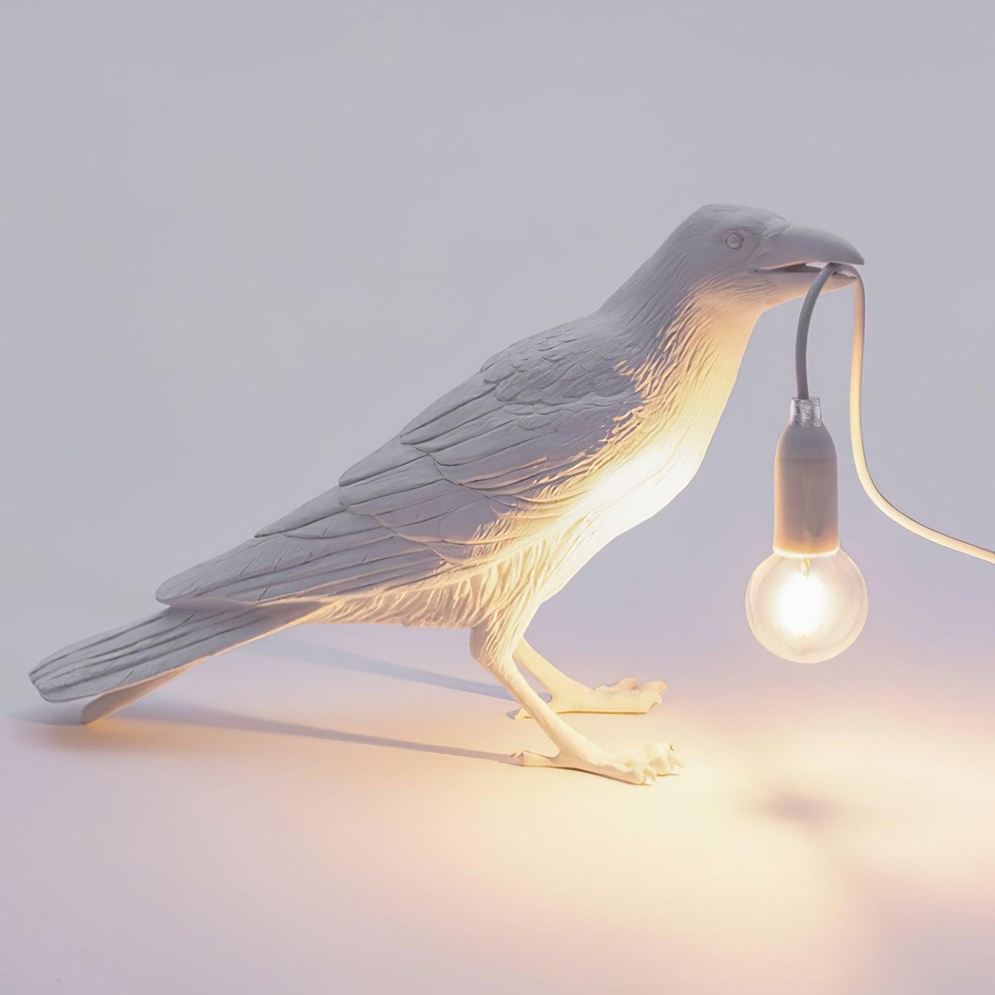 Bristhow | Gotische Sculpturale Vogel Raaf Tafellamp