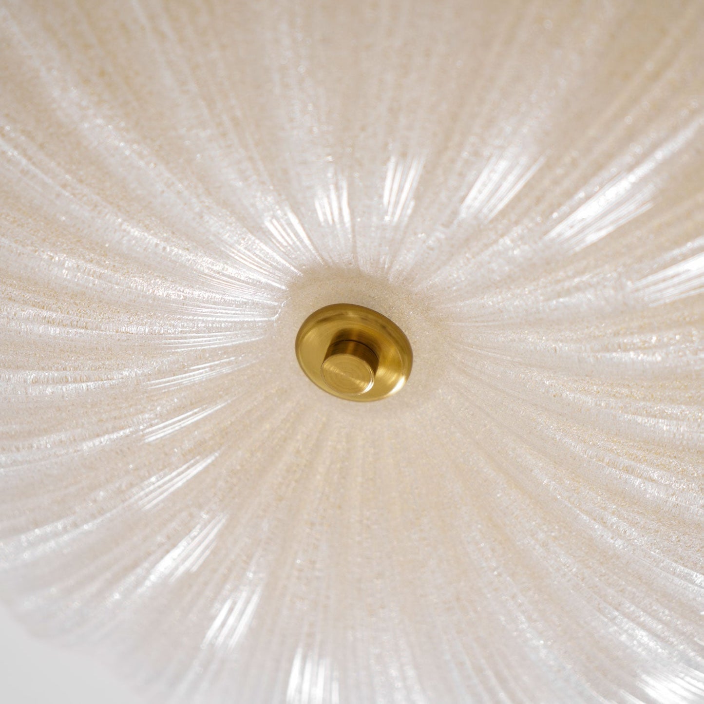 Kendrovia | Noordse Geribbelde Glanzende Glazen Plafondlamp