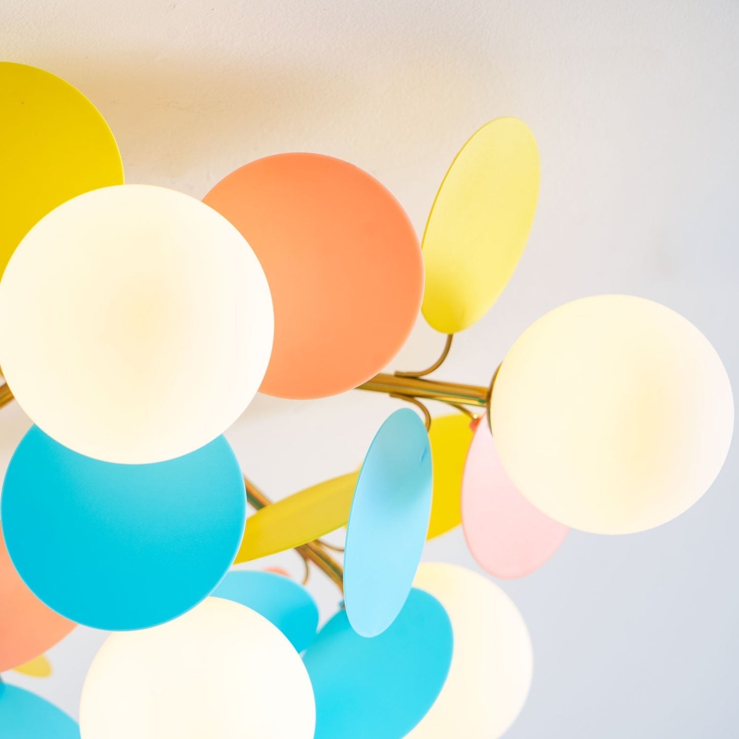 Kalythos | Sculpturale Geometrische Schijf Cluster Semi Opbouw Plafondlamp